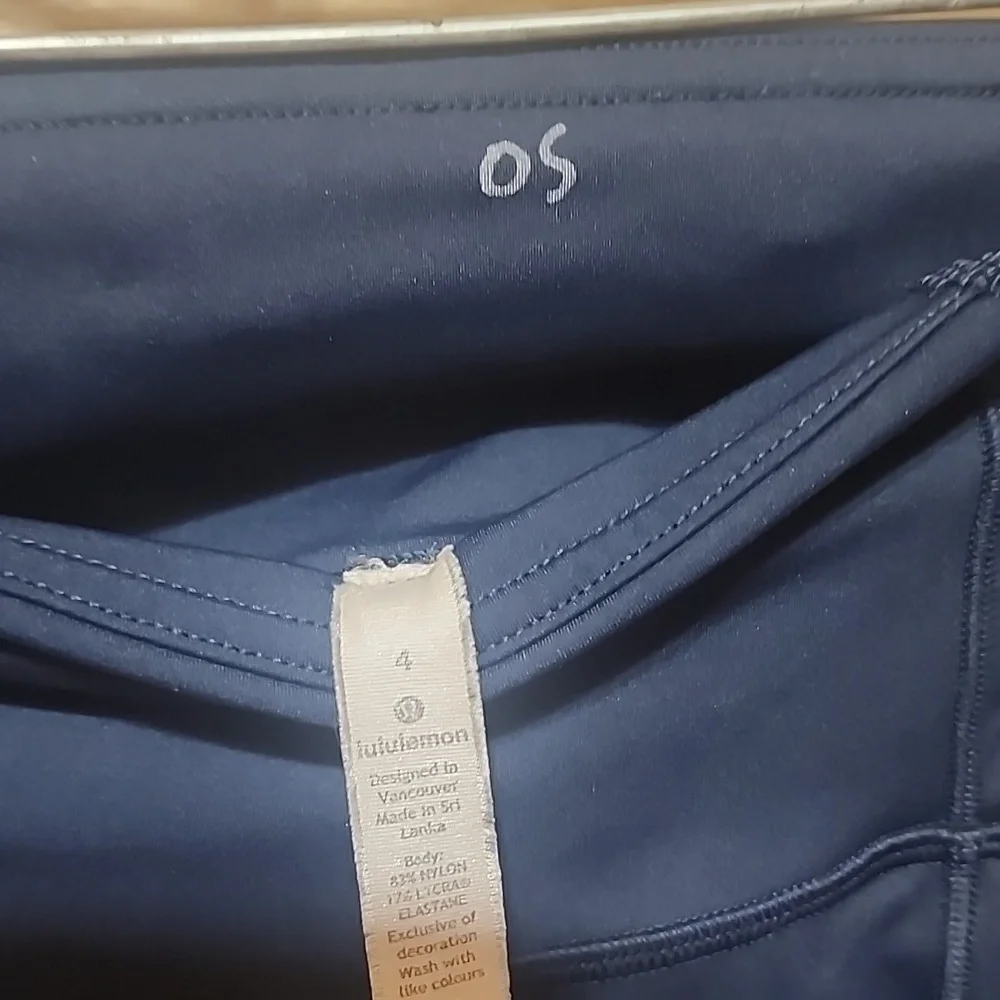 Lululemon Swift Speed Tights Size 4 inseam  12in